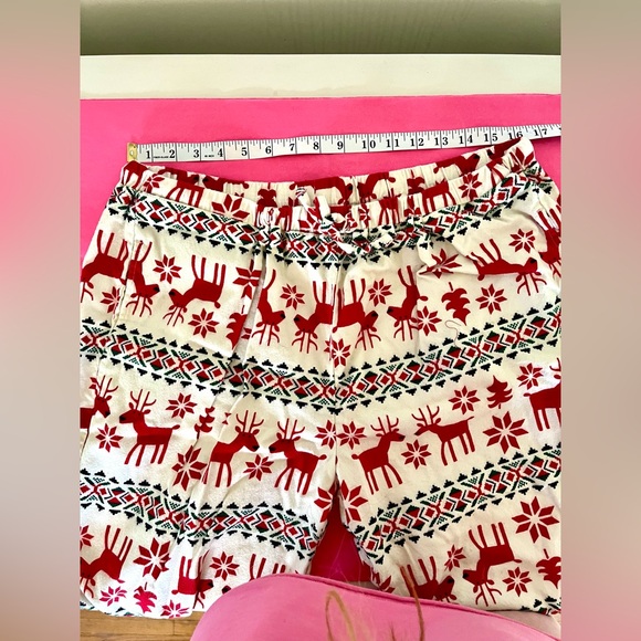 Hanna Andersson Red and Cream Patterned Men Pants - Picture 8 of 9